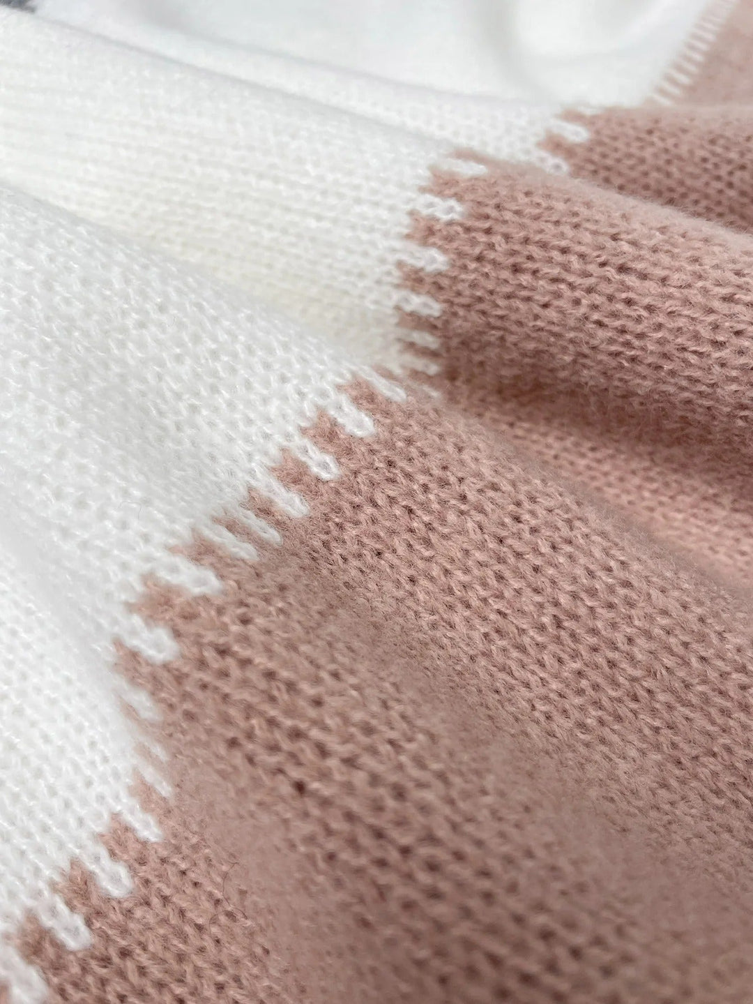 Lela | Maglione leopardato audace