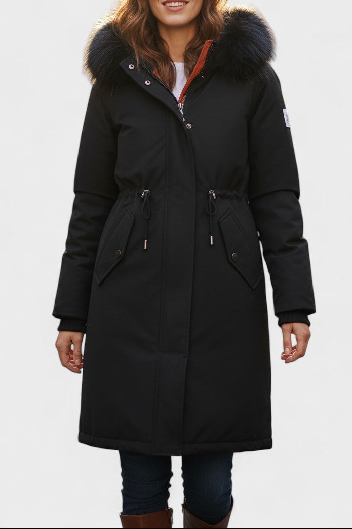 Giada | Cappotto Lungo con Cappuccio e Dettagli Chic